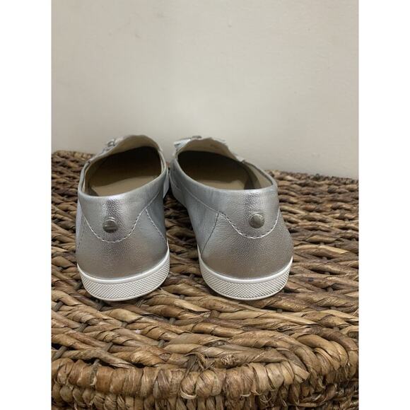 Michael Kors Flats Silver Loafers Leather 9M Comfort Preppy Old Money Going Out - Picture 4 of 8